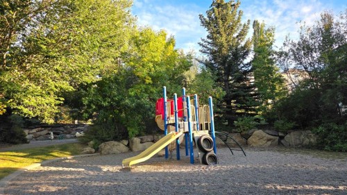 101 Edgebrook Grove Nw, Calgary, AB 