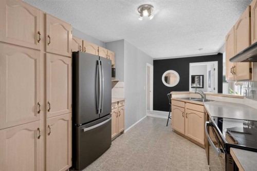 204-39 Hidden Creek Place Nw, Calgary, AB 