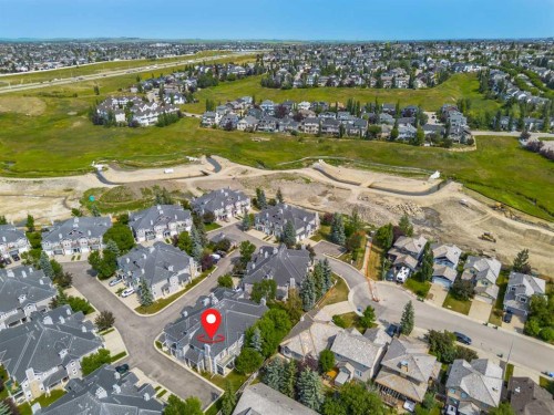 204-39 Hidden Creek Place Nw, Calgary, AB 