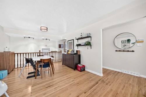 7427 Fountain Road Se, Calgary, AB 
