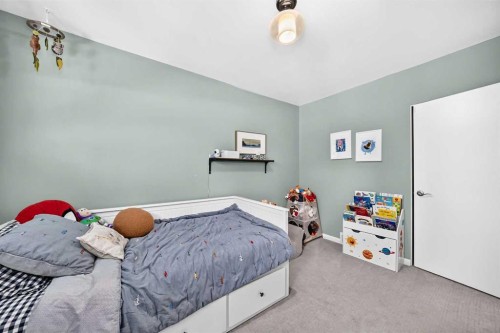 7427 Fountain Road Se, Calgary, AB 