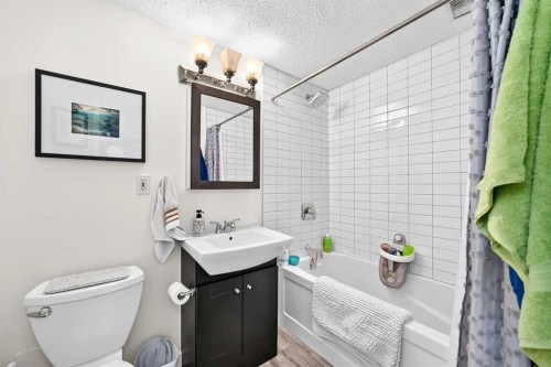 7427 Fountain Road Se, Calgary, AB 