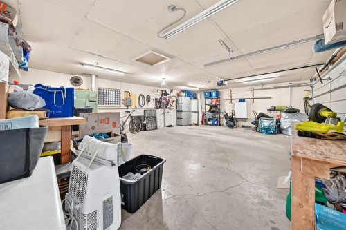 7427 Fountain Road Se, Calgary, AB 