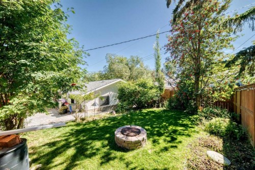 7427 Fountain Road Se, Calgary, AB 
