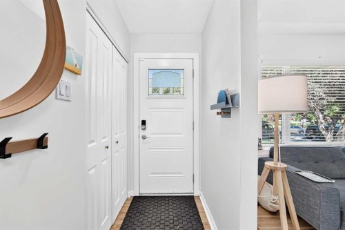 7427 Fountain Road Se, Calgary, AB 
