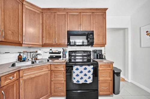 7427 Fountain Road Se, Calgary, AB 