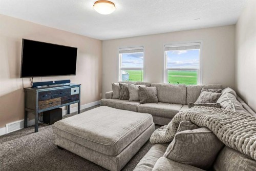110 Kinniburgh Road, Chestermere, AB 