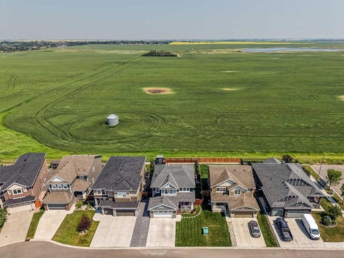 110 Kinniburgh Road, Chestermere, AB 