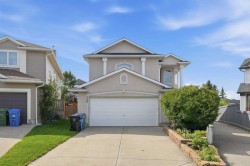 135 Millview Gardens SW Calgary, AB T2Y 3Y3