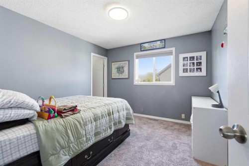 135 Millview Gardens Sw, Calgary, AB 