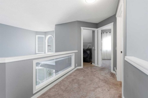 135 Millview Gardens Sw, Calgary, AB 
