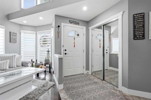135 Millview Gardens Sw, Calgary, AB 