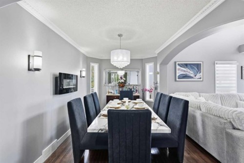 135 Millview Gardens Sw, Calgary, AB 