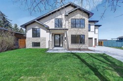 88 Woodlark Drive SW Calgary, AB T3C 4H5