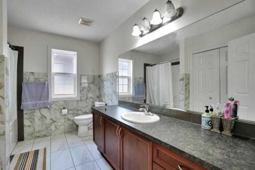 161 Saddleland Crescent Ne, Calgary, AB 