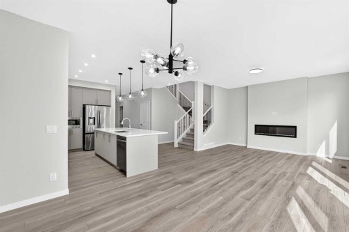 72 Lucas Gardens Nw, Calgary, AB 