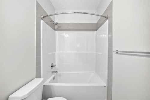 72 Lucas Gardens Nw, Calgary, AB 