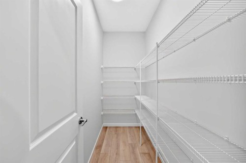 72 Lucas Gardens Nw, Calgary, AB 