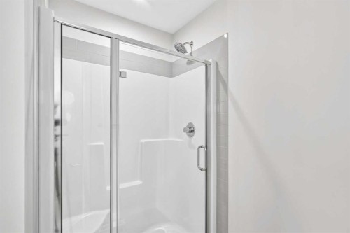 72 Lucas Gardens Nw, Calgary, AB 
