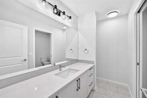 72 Lucas Gardens Nw, Calgary, AB 