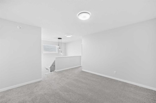 72 Lucas Gardens Nw, Calgary, AB 
