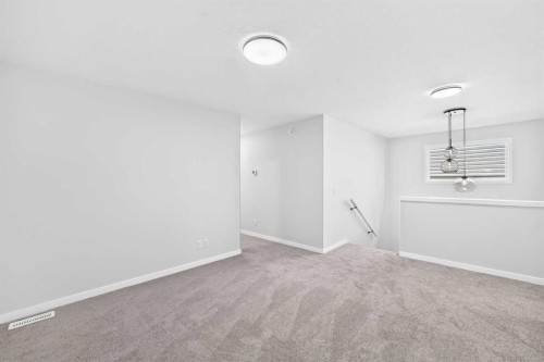 72 Lucas Gardens Nw, Calgary, AB 