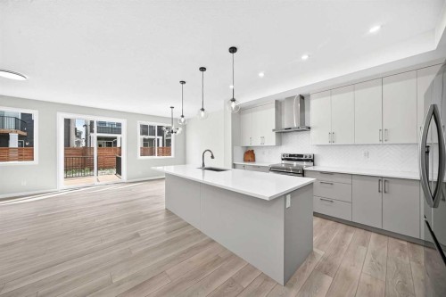 72 Lucas Gardens Nw, Calgary, AB 