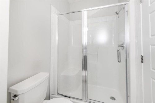 983 Corner Meadows Way Ne, Calgary, AB 