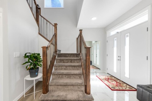 983 Corner Meadows Way Ne, Calgary, AB 