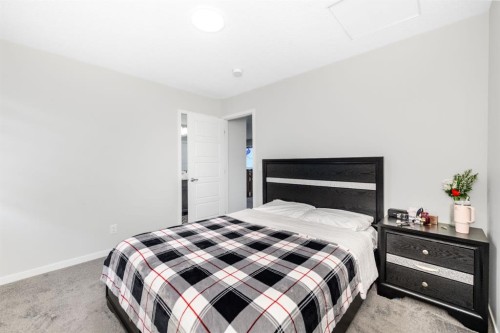 983 Corner Meadows Way Ne, Calgary, AB 