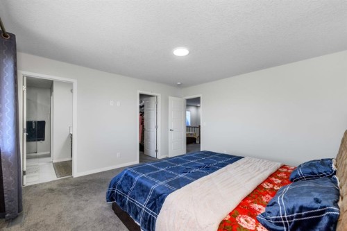 983 Corner Meadows Way Ne, Calgary, AB 