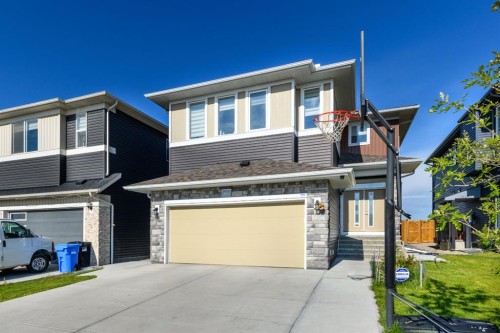 983 Corner Meadows Way Ne, Calgary, AB 