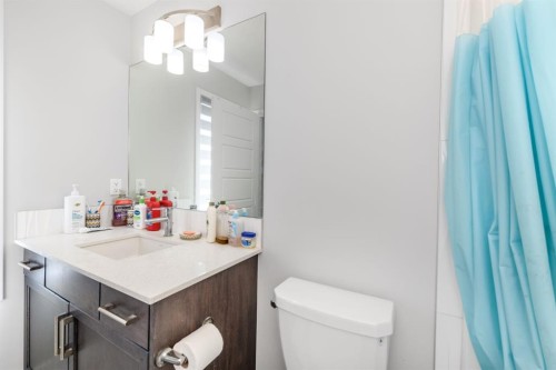 983 Corner Meadows Way Ne, Calgary, AB 