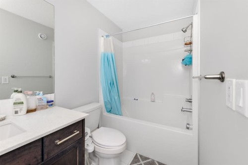 983 Corner Meadows Way Ne, Calgary, AB 