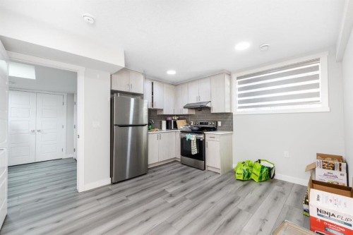 983 Corner Meadows Way Ne, Calgary, AB 