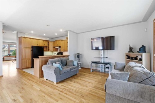 256 43 Avenue Nw, Calgary, AB 