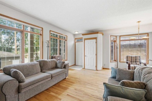 256 43 Avenue Nw, Calgary, AB 