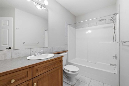 256 43 Avenue Nw, Calgary, AB 