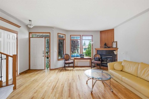 256 43 Avenue Nw, Calgary, AB 