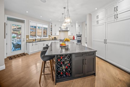 11 Elveden Place Sw, Calgary, AB 