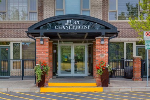 413-35 Inglewood Park Se, Calgary, AB 