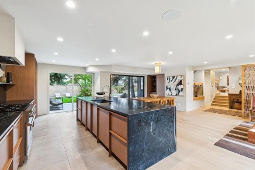 227 Pump Hill Rise Sw, Calgary, AB 
