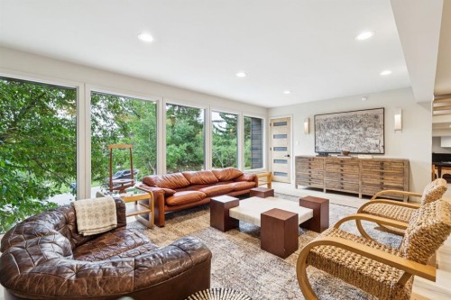 227 Pump Hill Rise Sw, Calgary, AB 