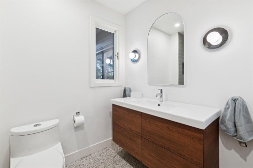 227 Pump Hill Rise Sw, Calgary, AB 