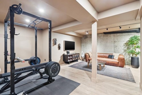 227 Pump Hill Rise Sw, Calgary, AB 