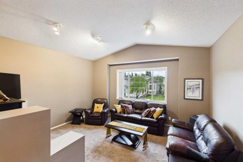 279 Valley Brook Circle Nw, Calgary, AB 