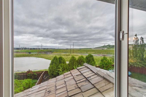279 Valley Brook Circle Nw, Calgary, AB 