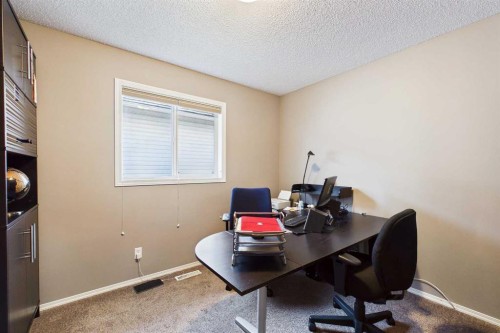 279 Valley Brook Circle Nw, Calgary, AB 