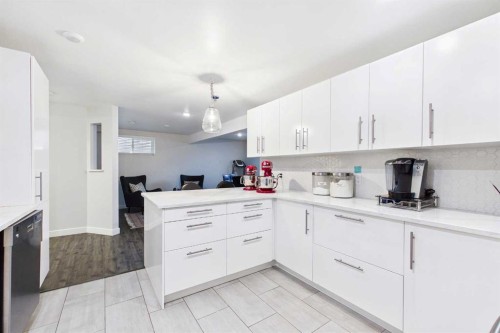 279 Valley Brook Circle Nw, Calgary, AB 