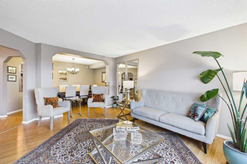 279 Valley Brook Circle Nw, Calgary, AB 